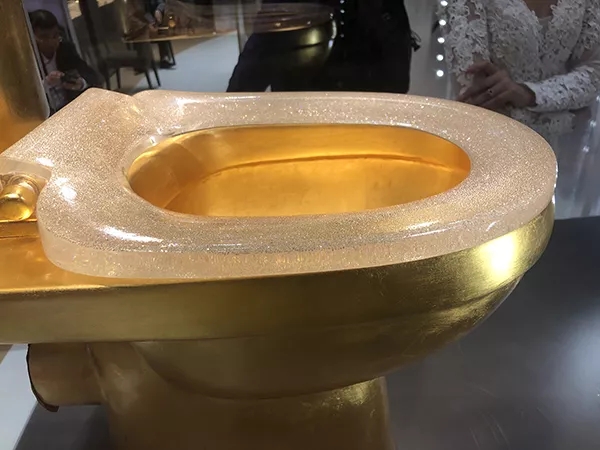 黄金马桶