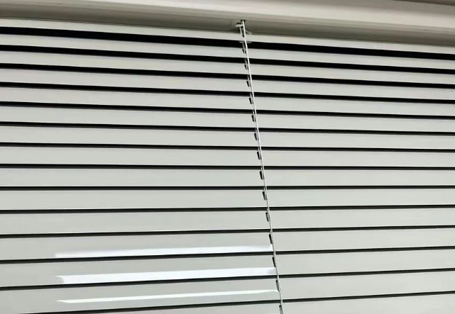 百叶窗